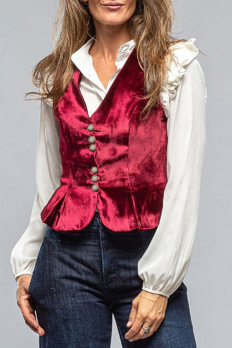Beautifully Crafted Shirt in a Classic Style
