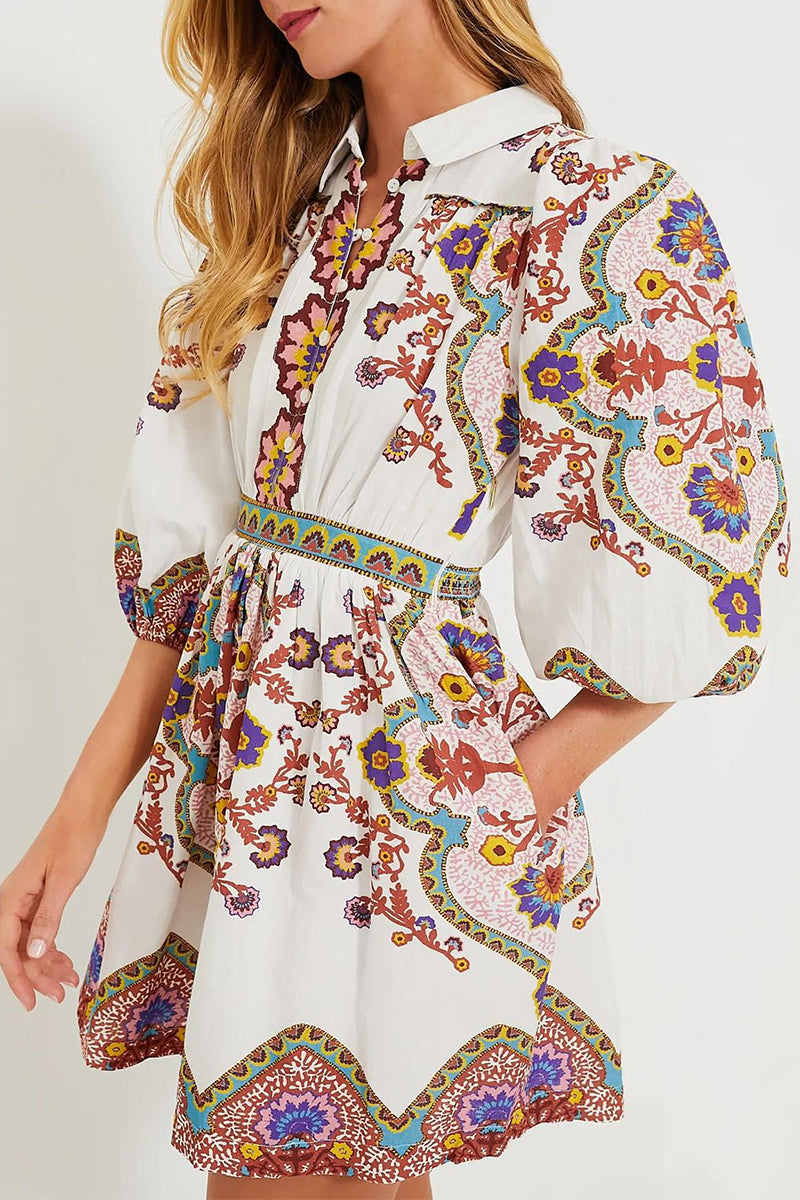 Classic Vintage Dress with a Flattering Fit