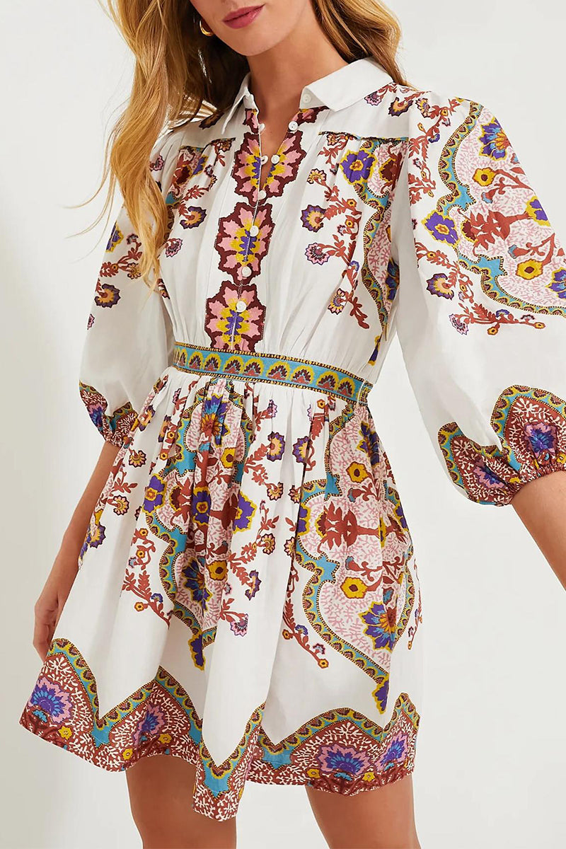 Classic Vintage Dress with a Flattering Fit