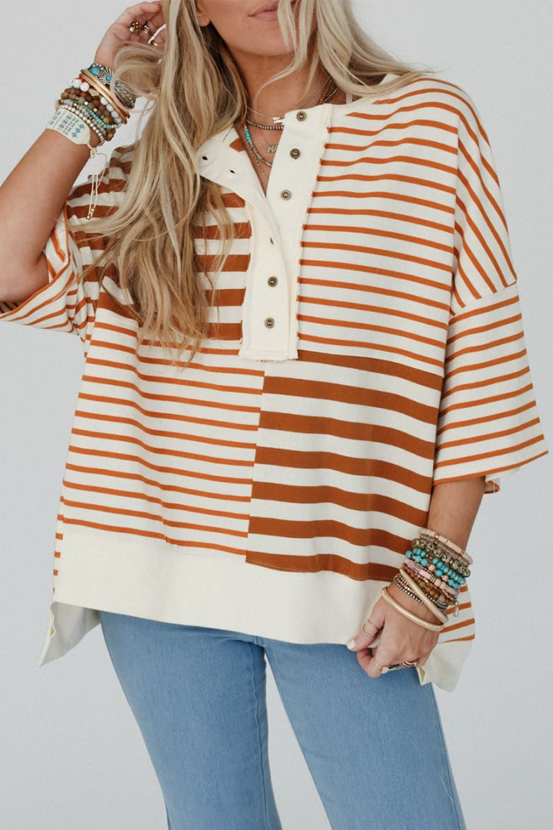 Effortlessly Elegant T-Shirt with a Timeless Design