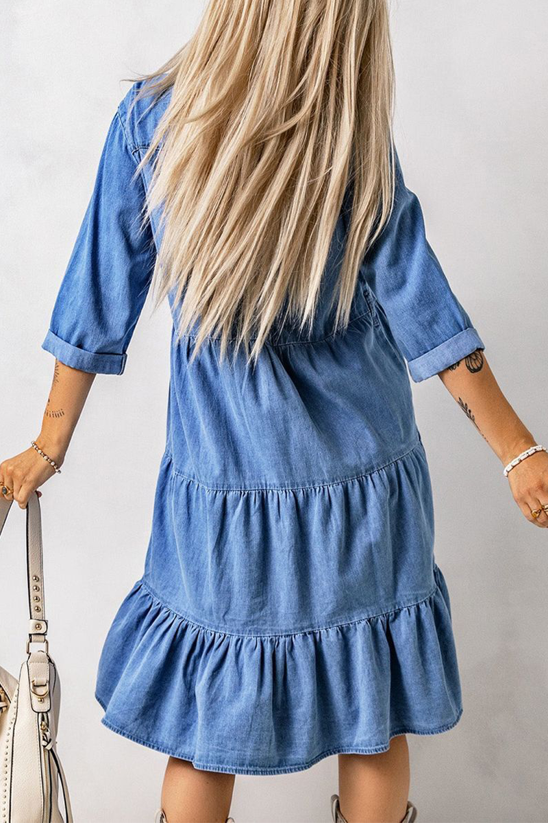 Beautifully Finished Dress in a Timeless Design