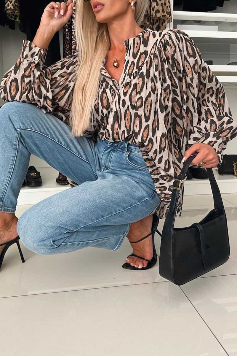Gracefully Styled Blouse for Any Occasion