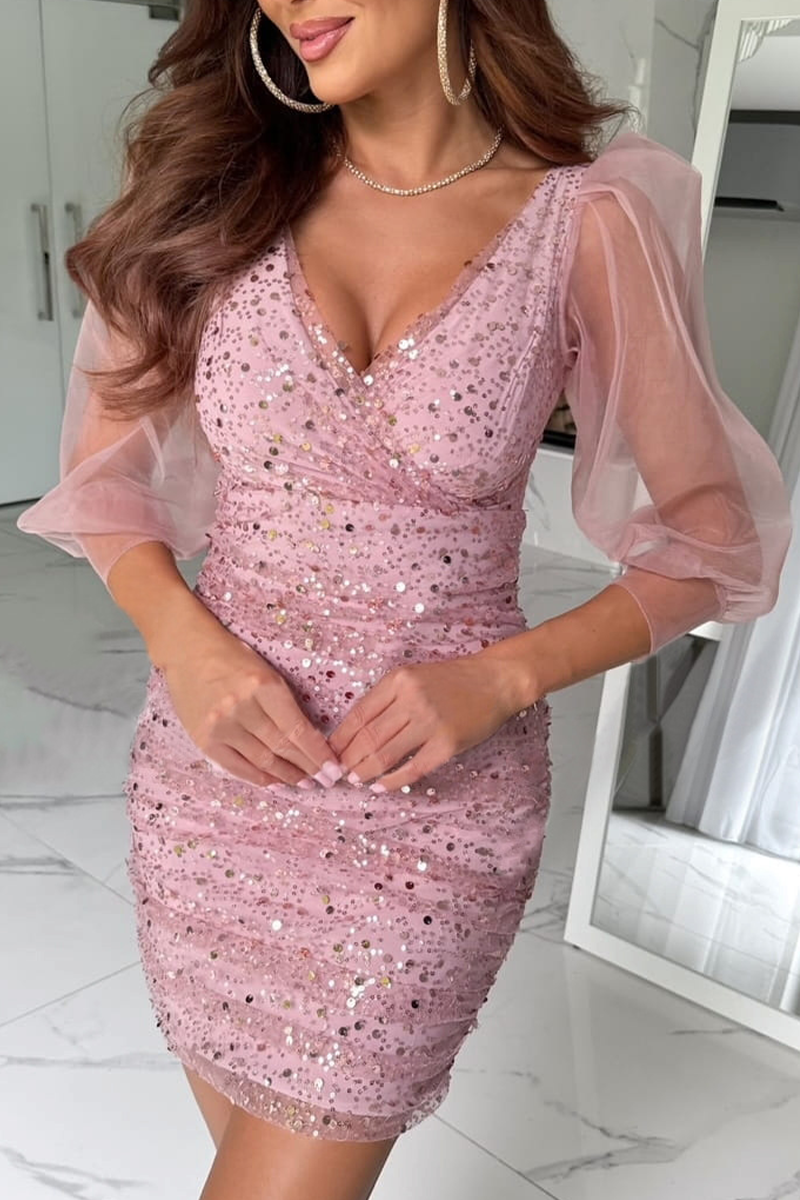 Beautifully Crafted Dress in a Classic Style