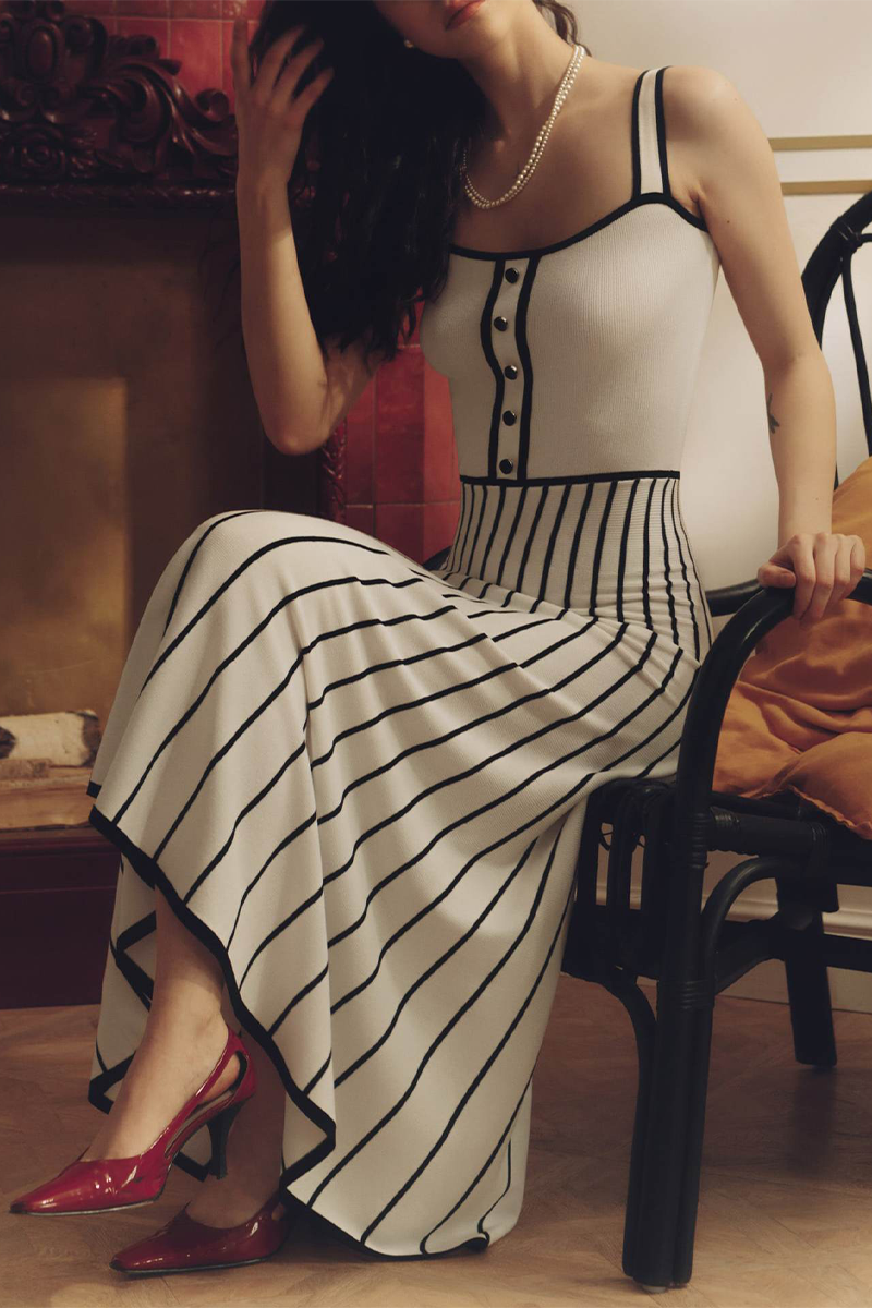 Gracefully Styled Dress for Any Occasion