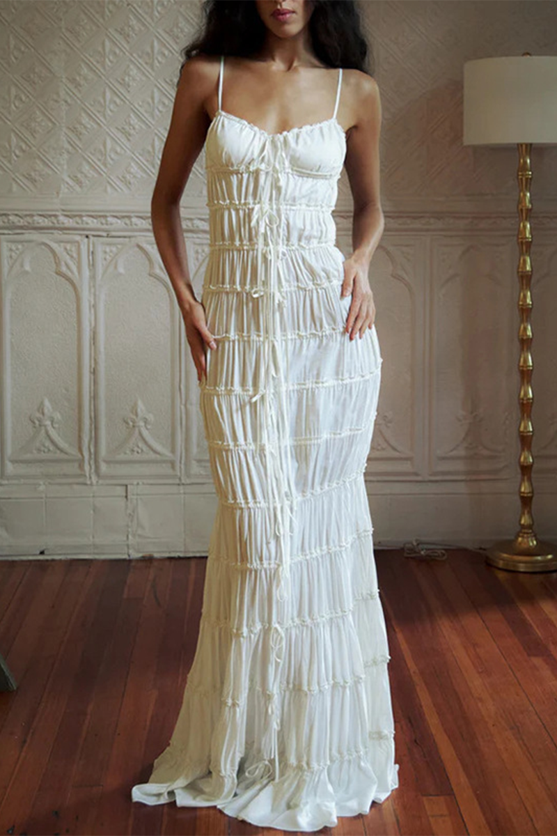 Effortlessly Elegant Dress with a Timeless Design