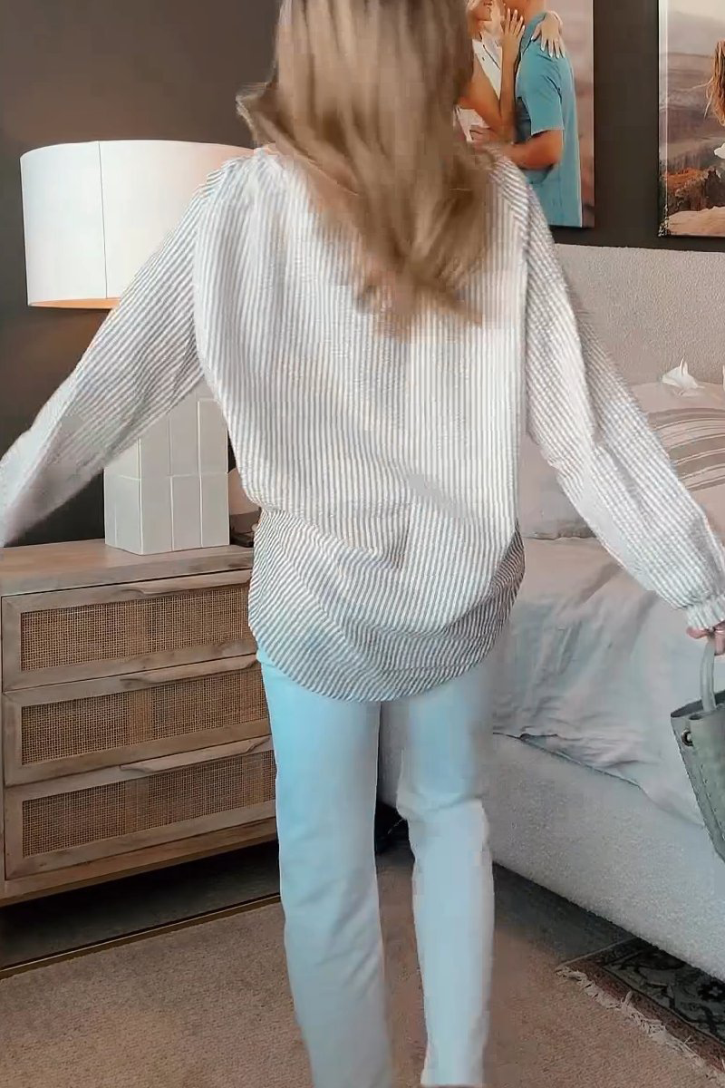 Classic Vintage Blouse with a Flattering Fit