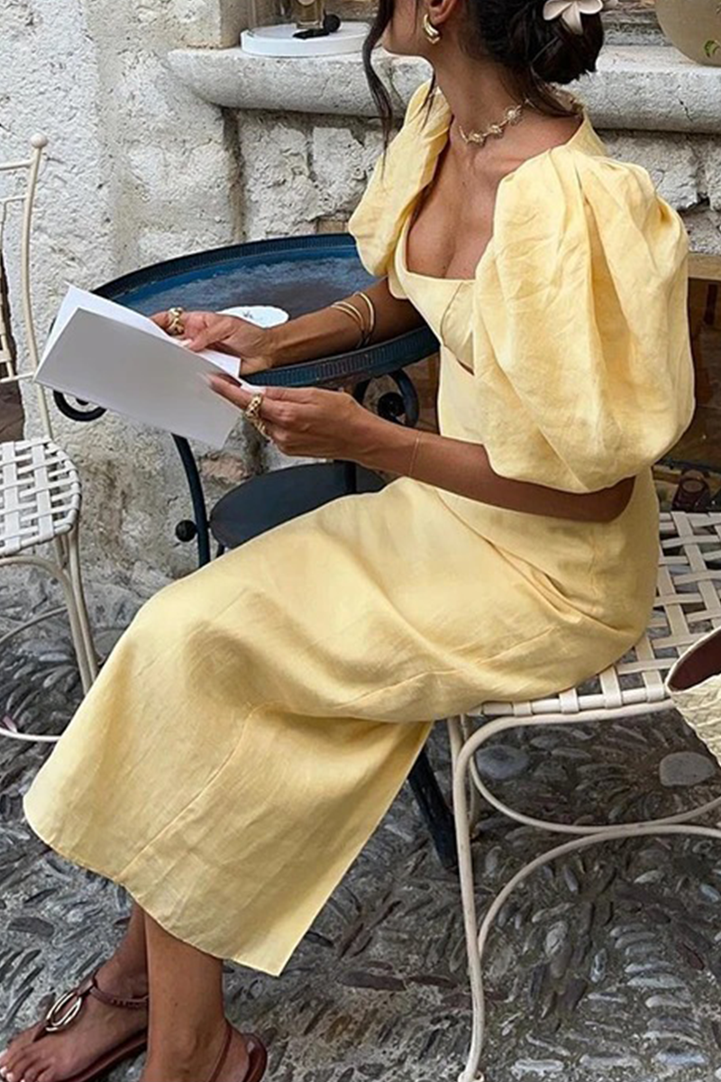Gracefully Styled Dress for Any Occasion