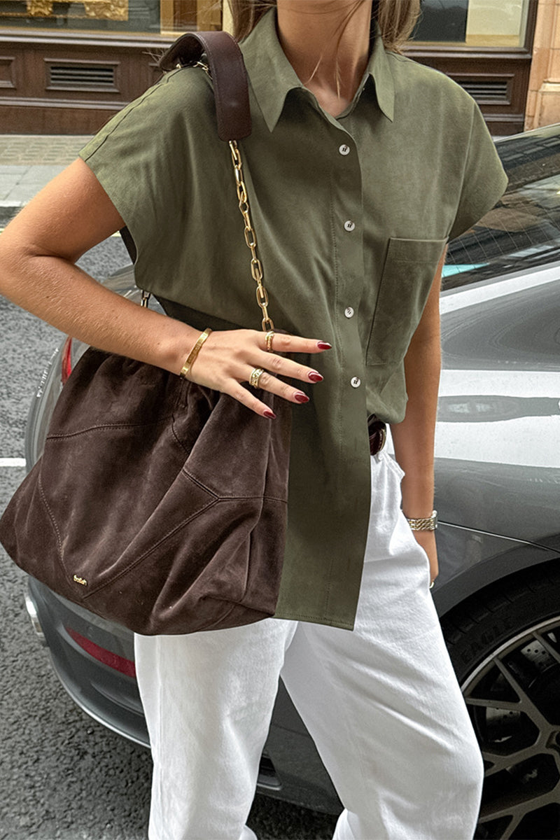 Effortlessly Elegant Blouse with a Timeless Design