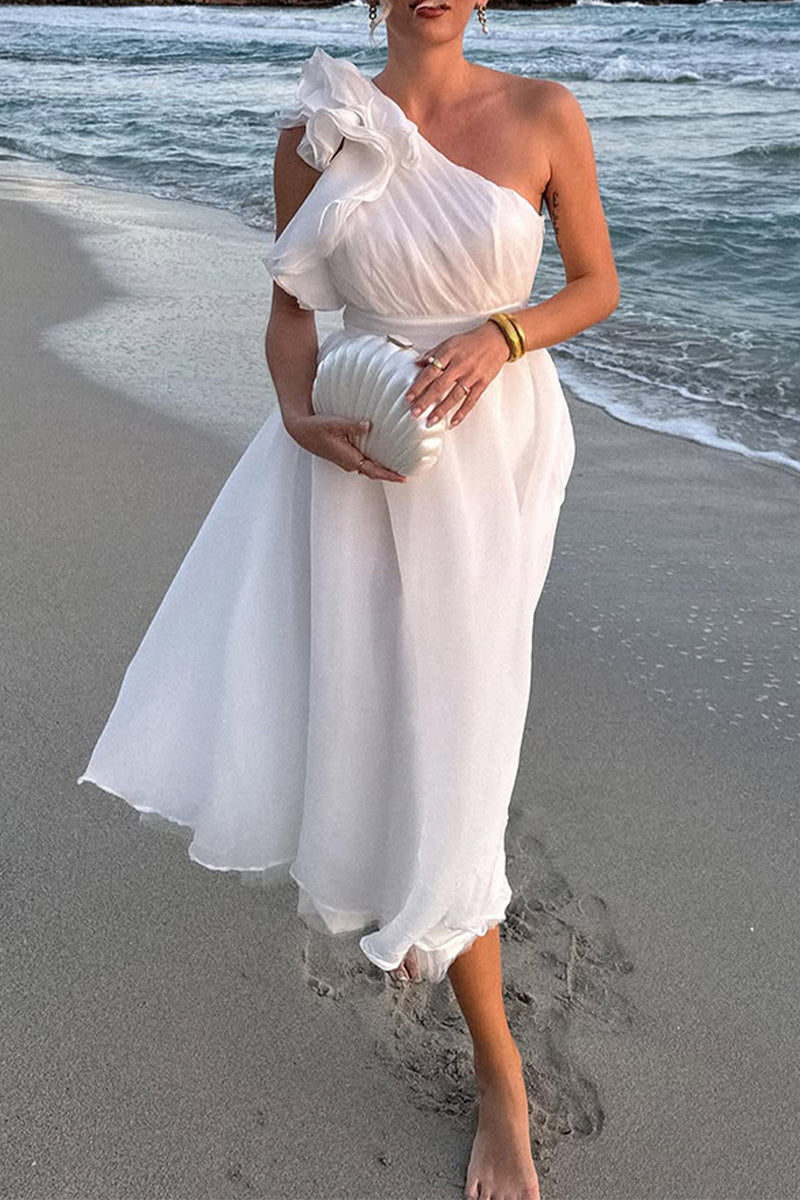 Classic Vintage Dress with a Flattering Fit