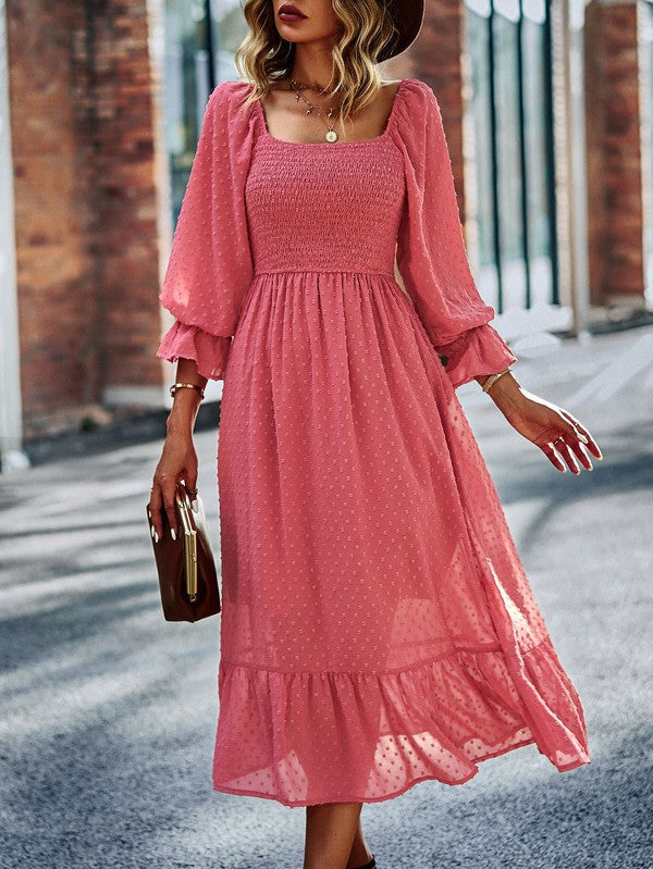 Gracefully Styled Dress for Any Occasion