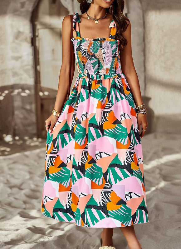 Well Tailored Dress with a Graceful Silhouette