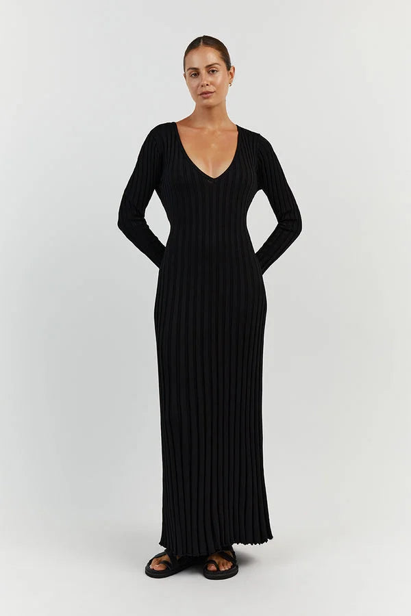 Polished Dress with an Effortless Classic Look