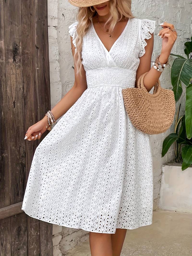 Beautifully Crafted Dress in a Classic Style