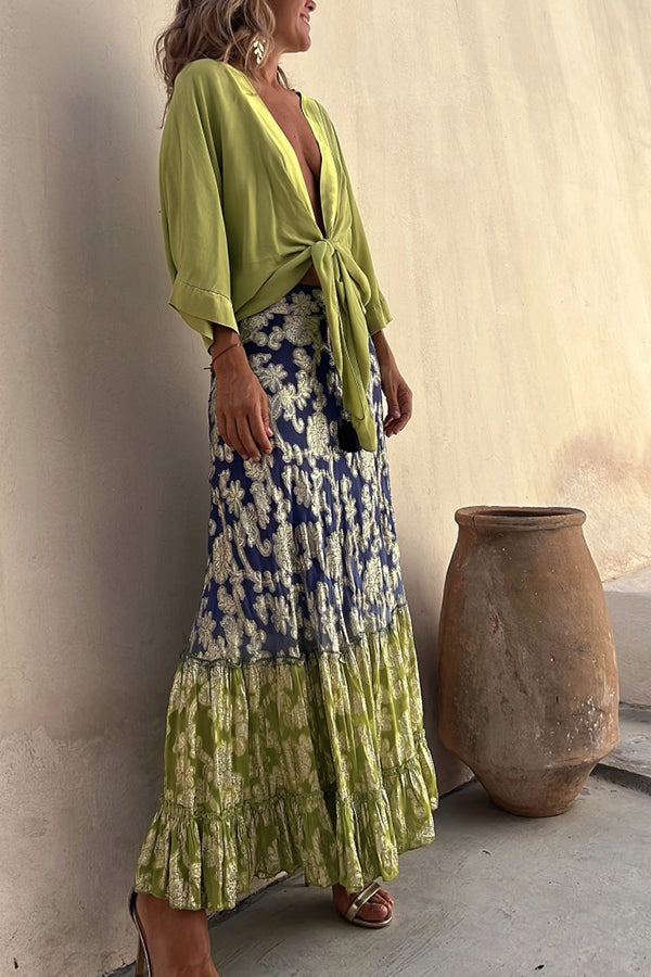 Effortlessly Elegant Blouse with a Timeless Design