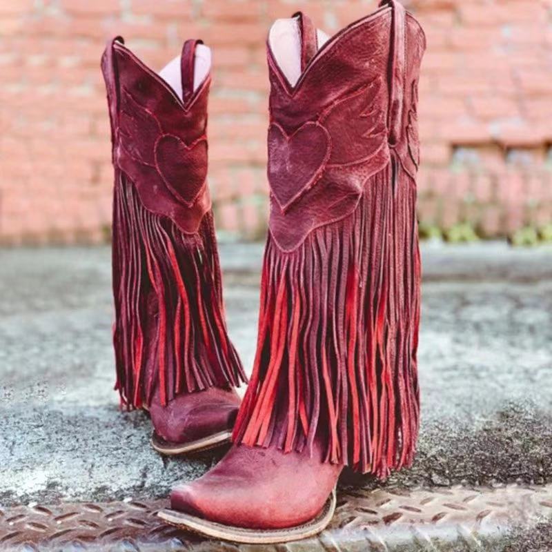 Graceful Orthopedic Boots for Modern Look