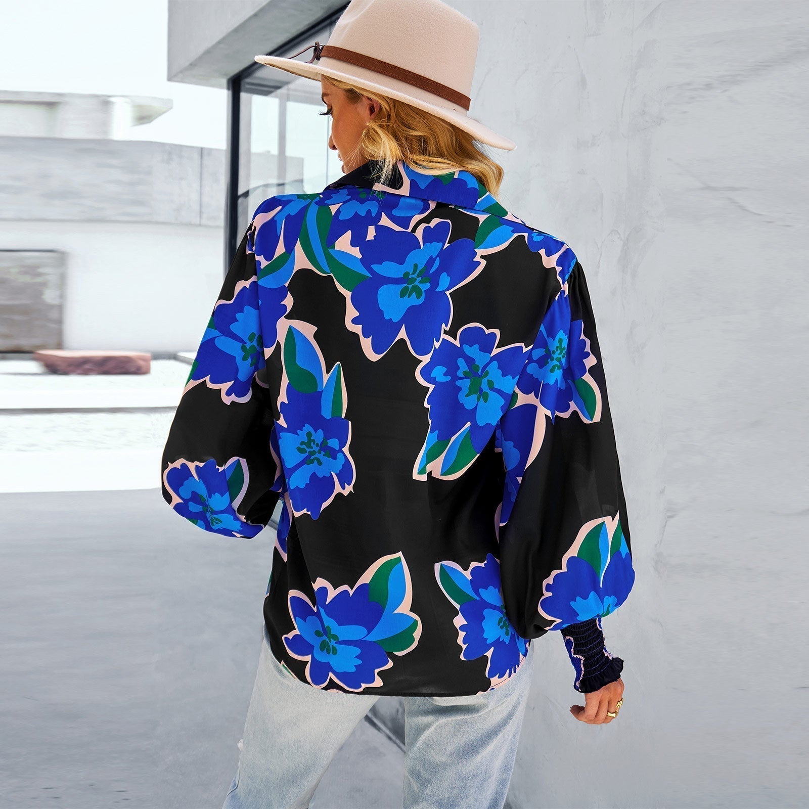 Beautifully Crafted Shirt in a Classic Style