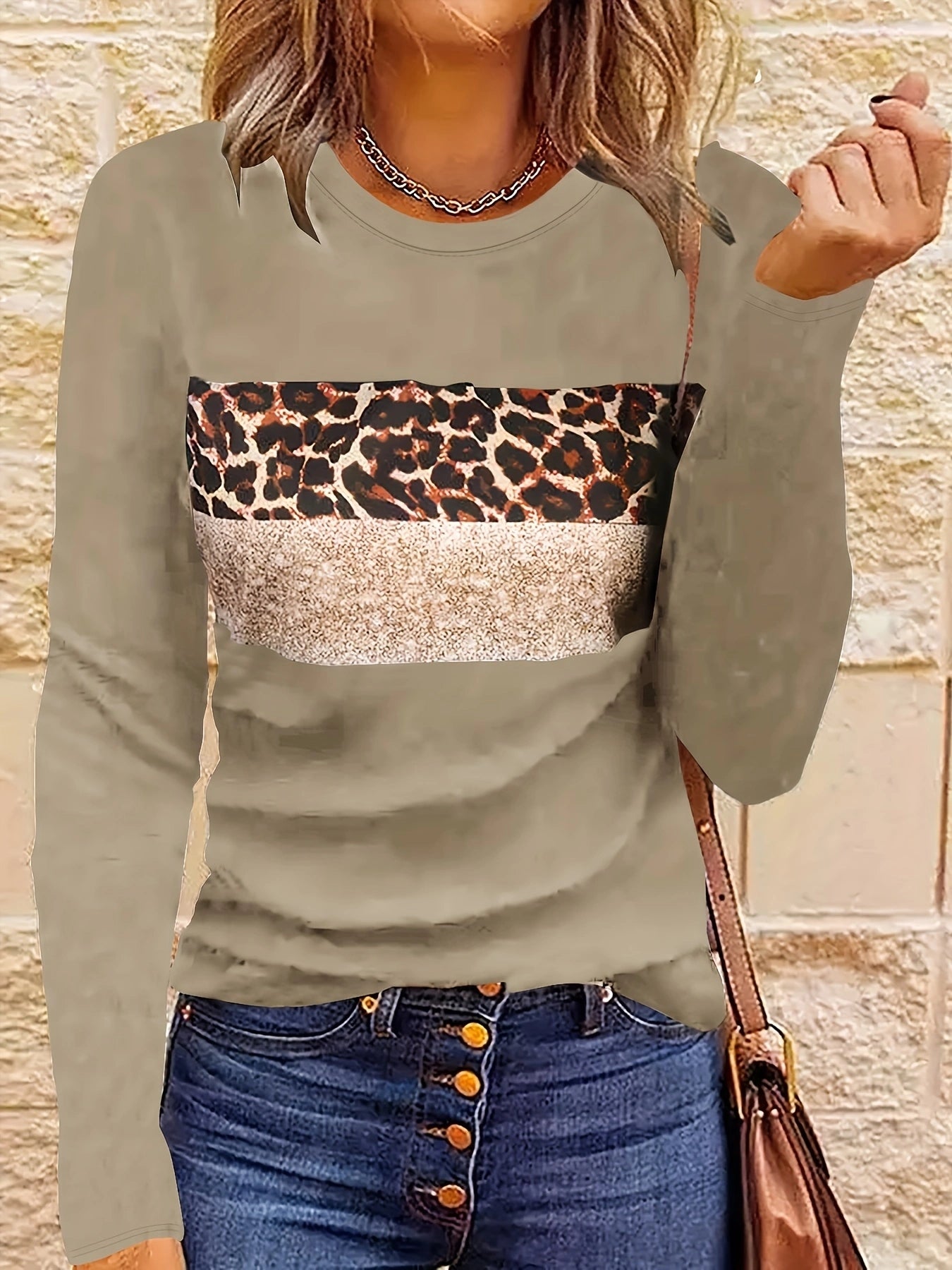 Effortlessly Elegant Shirt with a Timeless Design