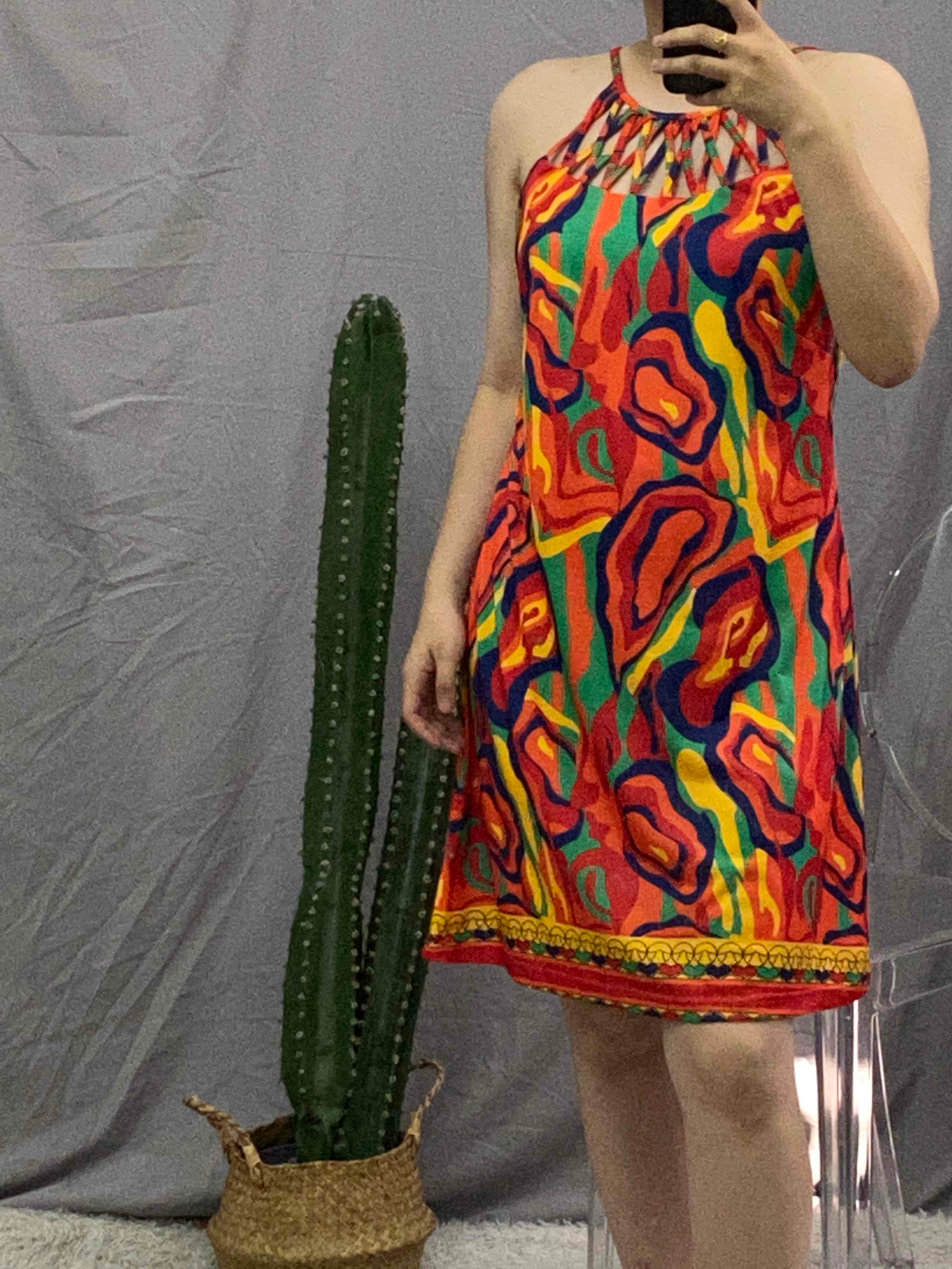 Classic Vintage Dress with a Flattering Fit