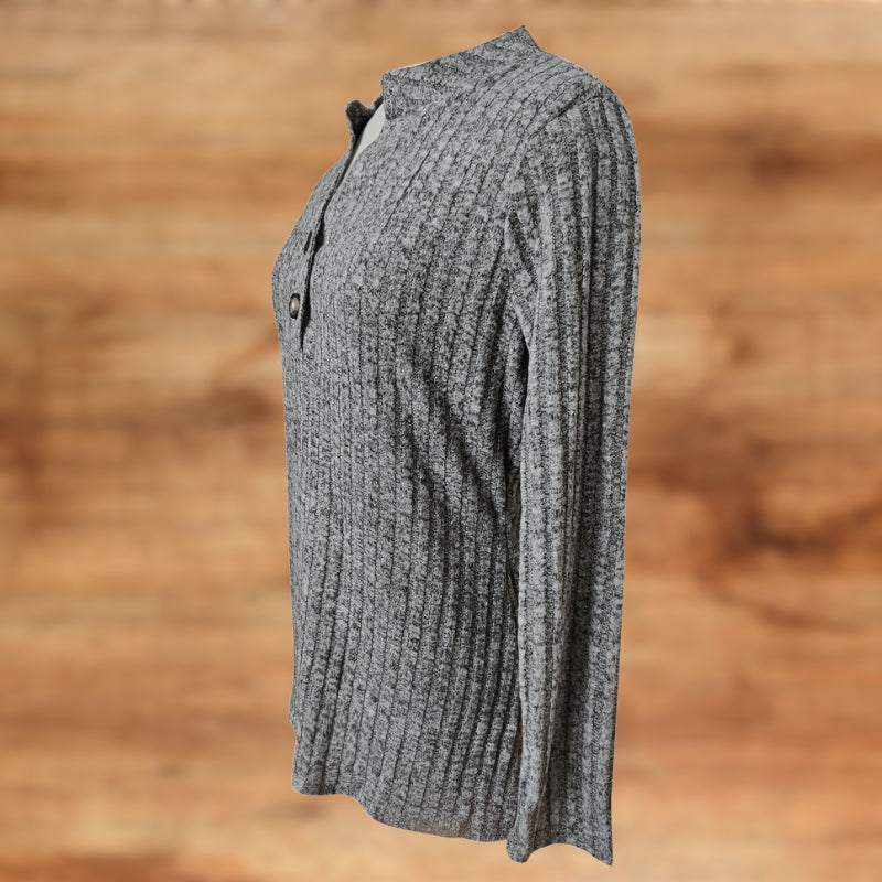 Beautifully Crafted T-Shirt in a Classic Style