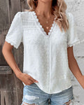 Classic Vintage Shirt with a Flattering Fit