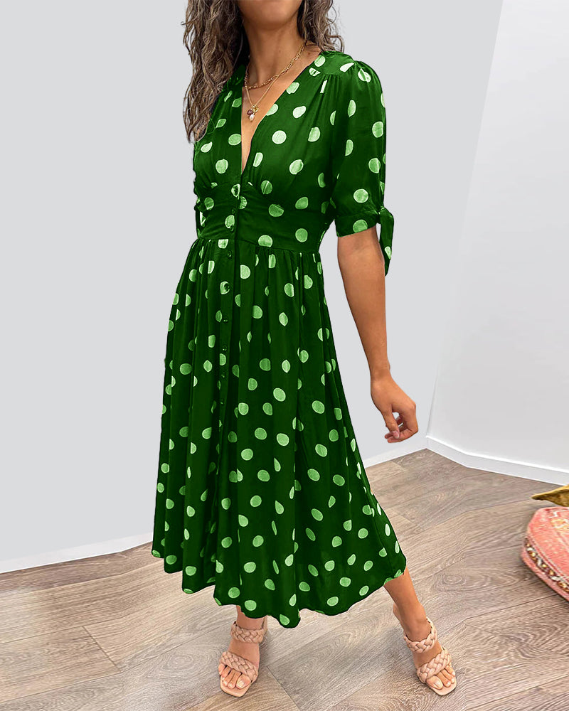 Effortlessly Elegant Dress with a Timeless Design