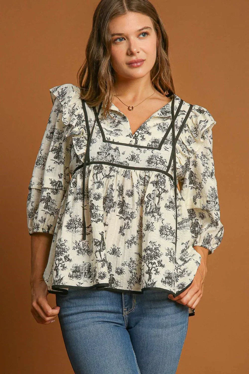 Classic Vintage & Enduringly Stylish Blouse