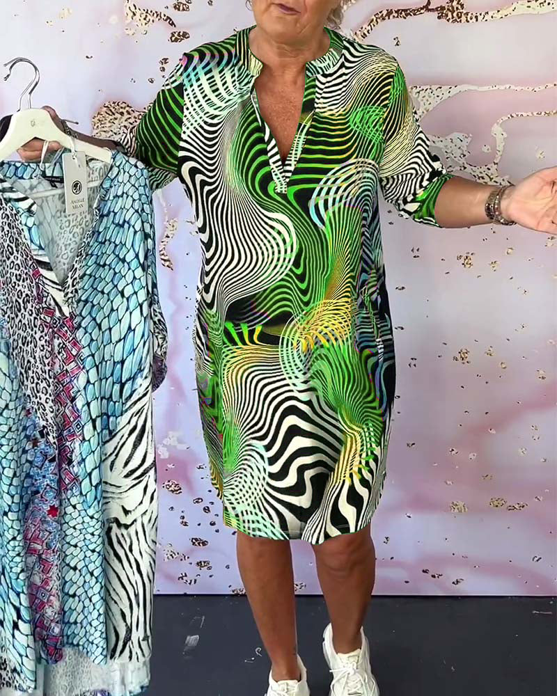 Effortlessly Elegant Dress with a Timeless Design