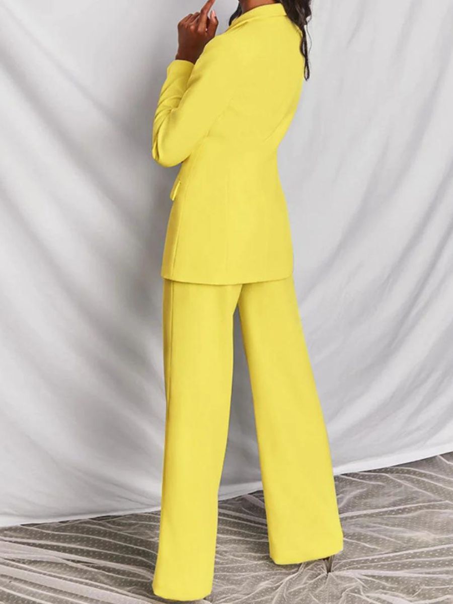 A Vintage Style Trousers with Delicate Timeless Details