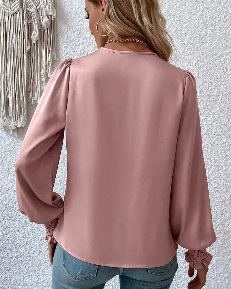 Elegantly Styled Blouse for Everyday Wear