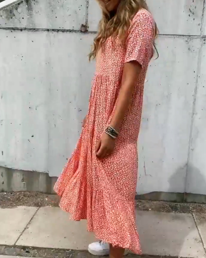 Well Tailored Dress with a Graceful Silhouette