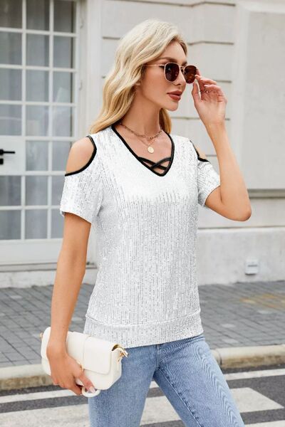 Gracefully Styled Blouse for Any Occasion