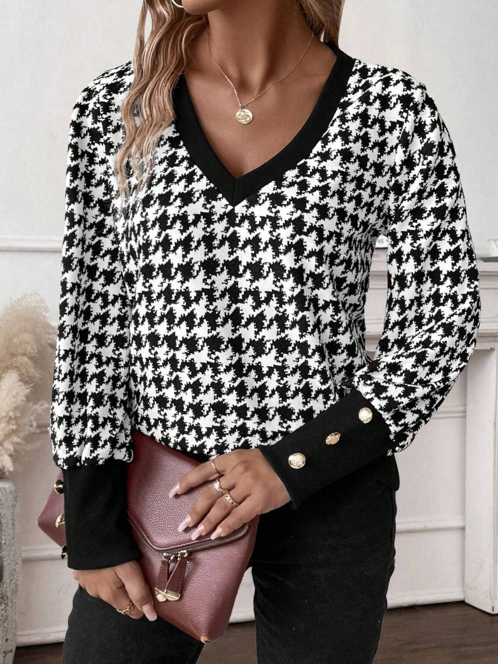 Elegantly Styled T-Shirt for Everyday Wear