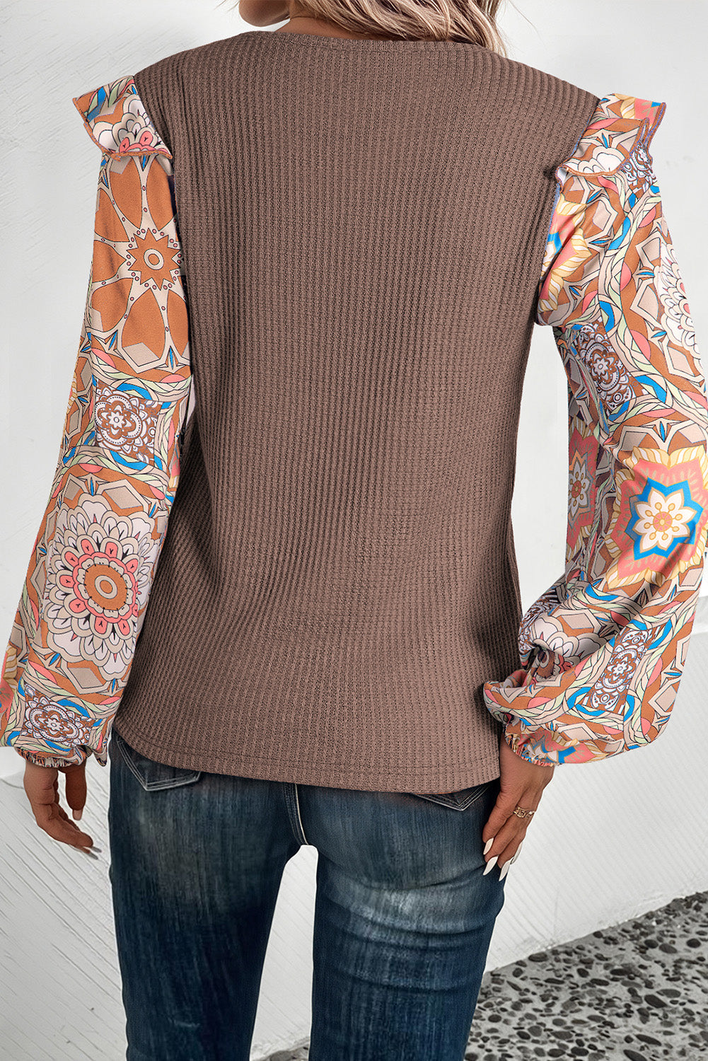 Elegantly Styled Blouse for Everyday Wear