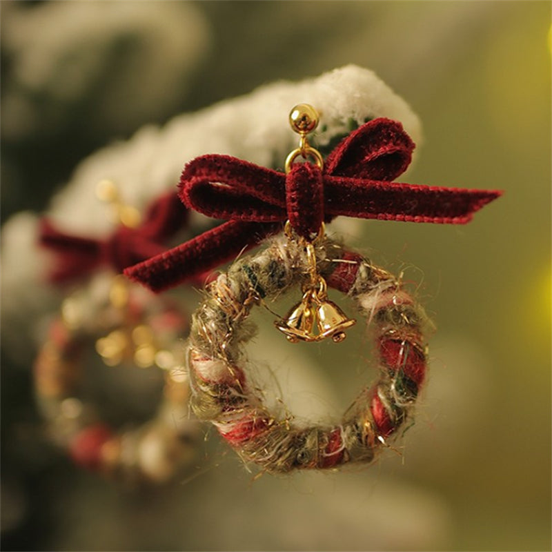 Stunning Earring for Daily Wear