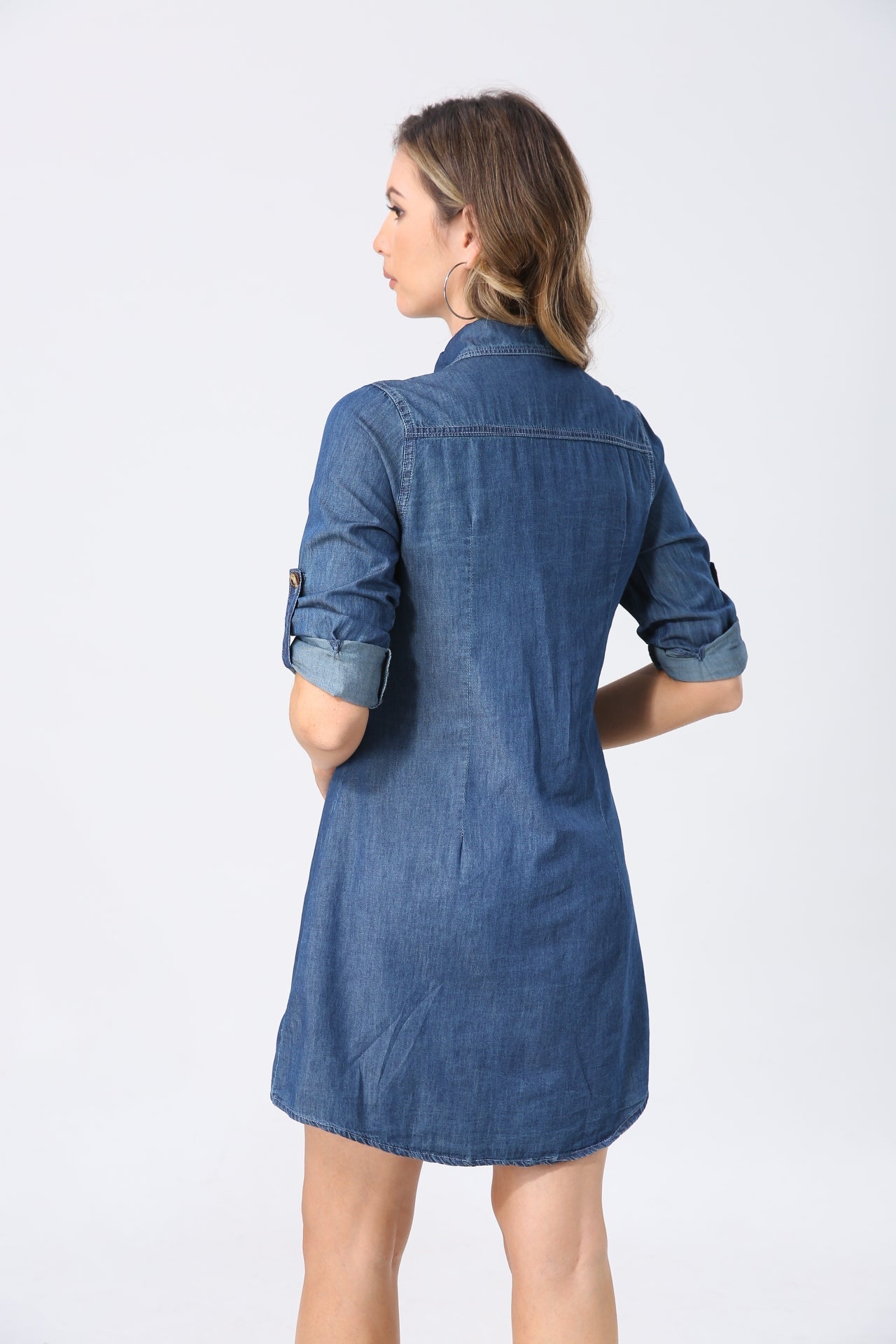 Effortlessly Elegant Shirt with a Timeless Design
