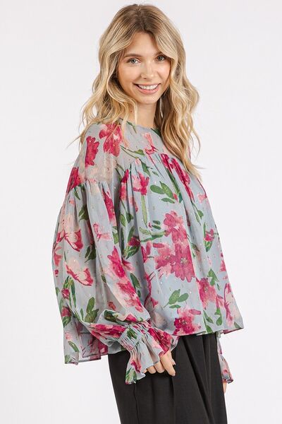 Effortlessly Elegant Blouse with a Timeless Design