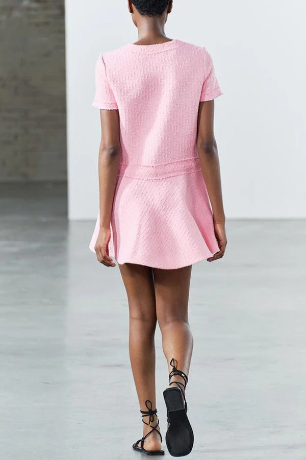 Sophisticated Dress with a Clean Classic Look