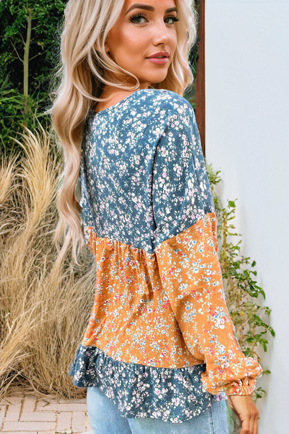 Classic Vintage & Enduringly Stylish Blouse