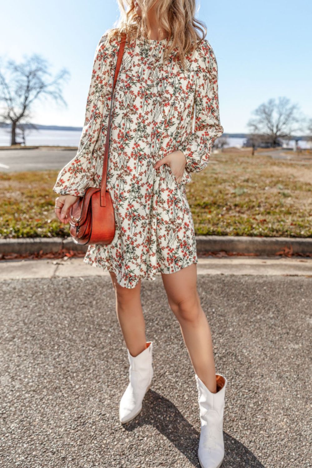 Gracefully Styled Dress for Any Occasion
