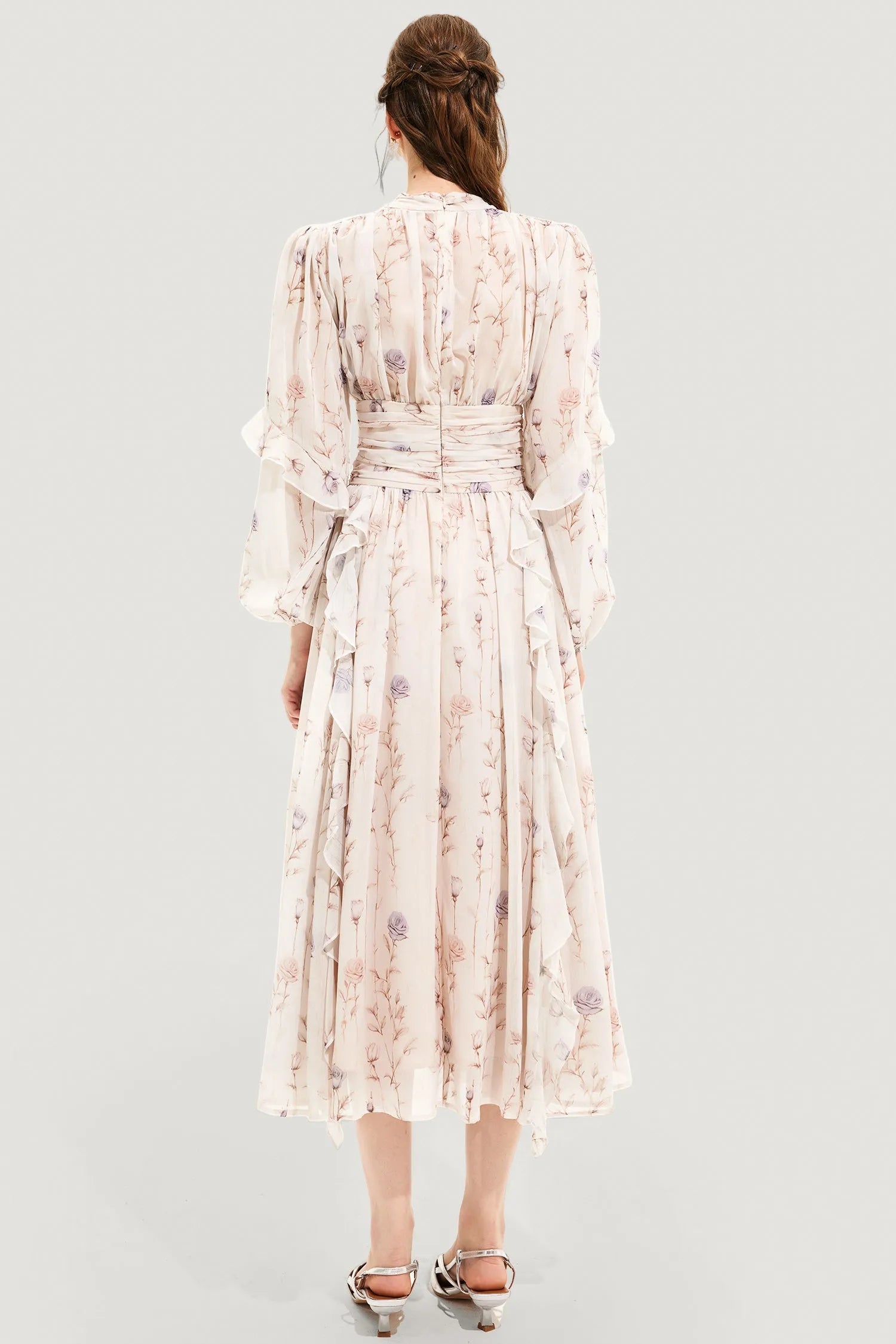 Classic Vintage Dress with a Flattering Fit