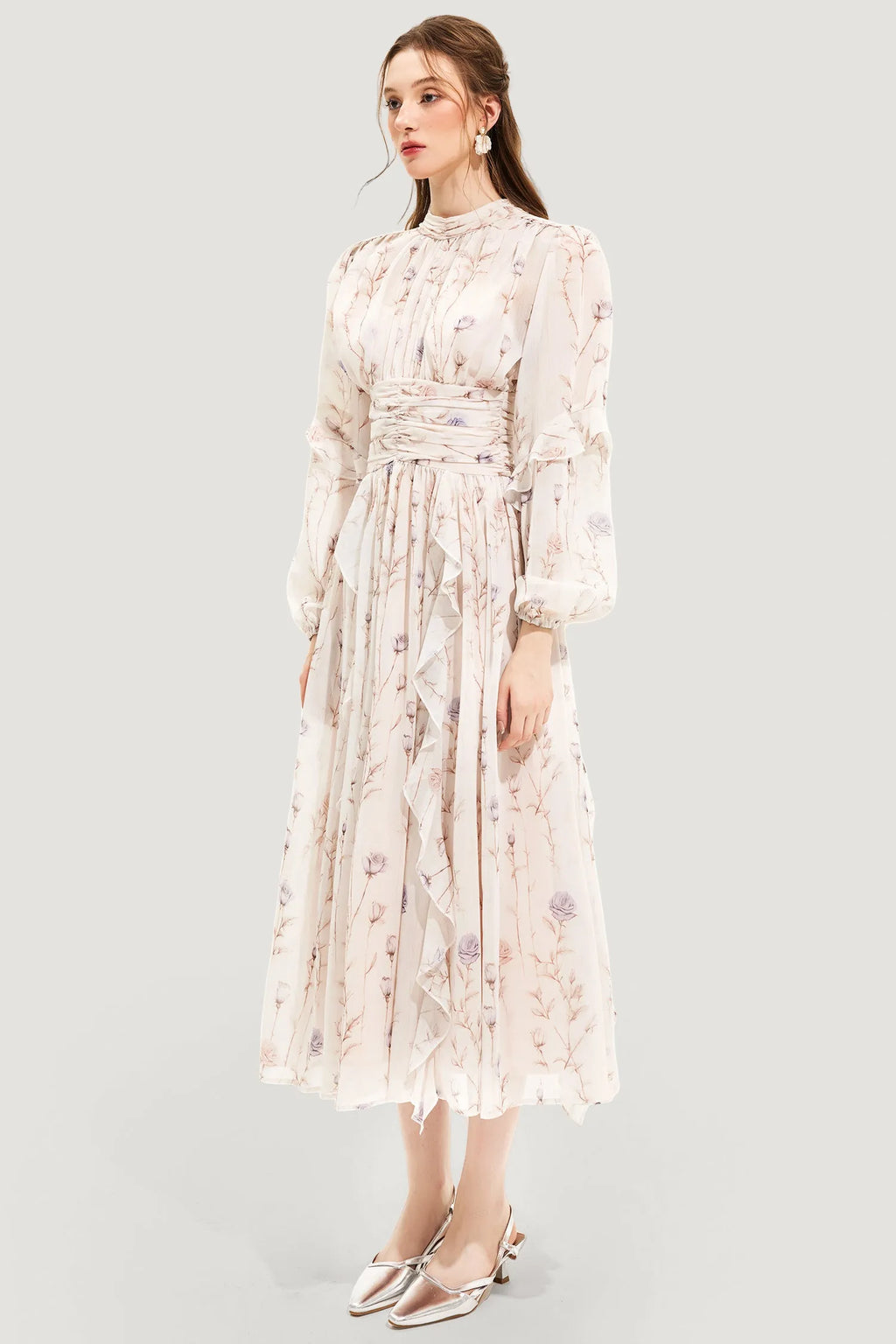 Classic Vintage Dress with a Flattering Fit