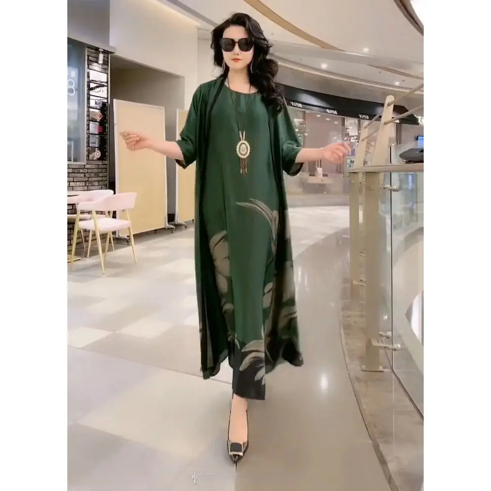 Polished Dress with an Effortless Classic Look