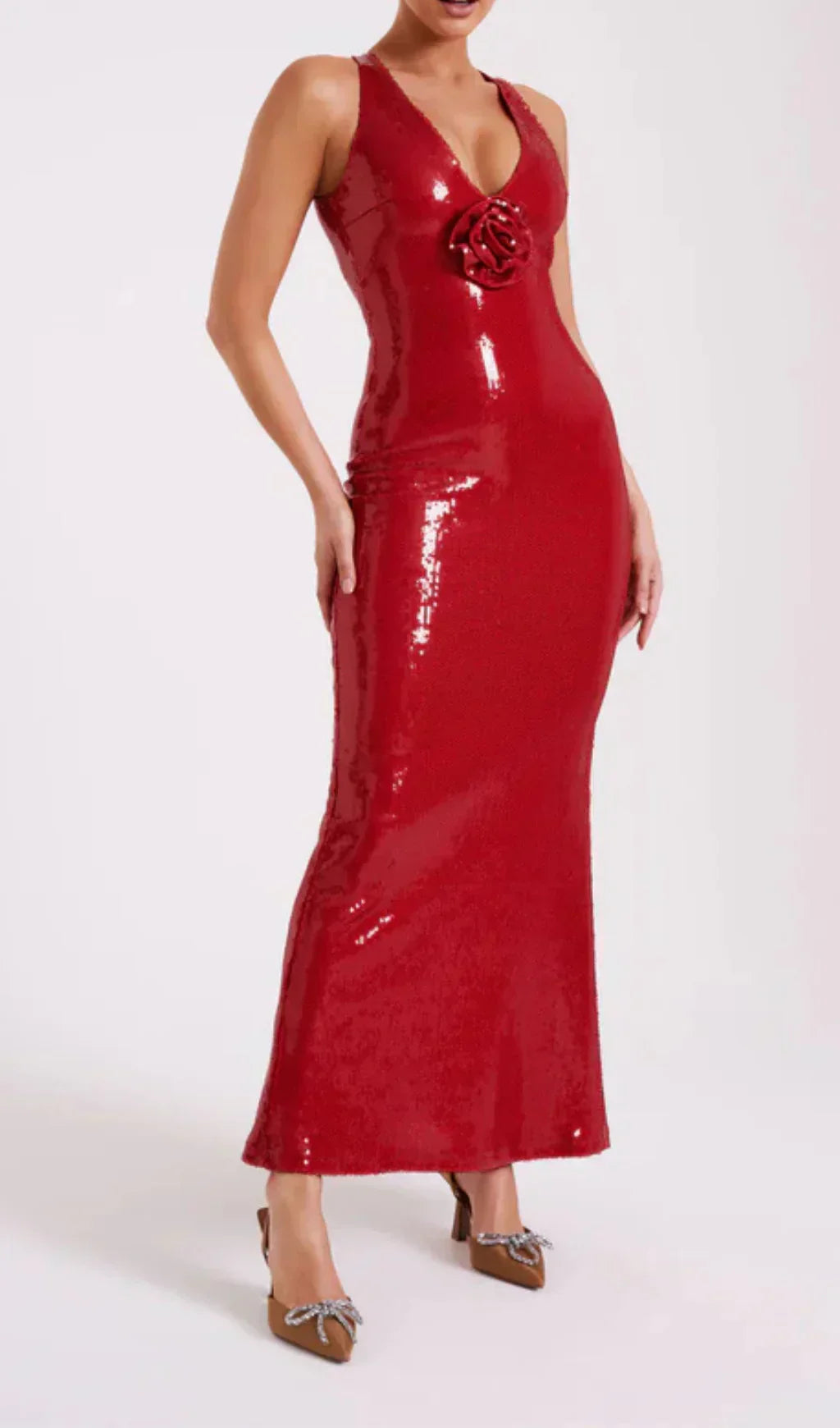 Gracefully Styled Dress for Any Occasion