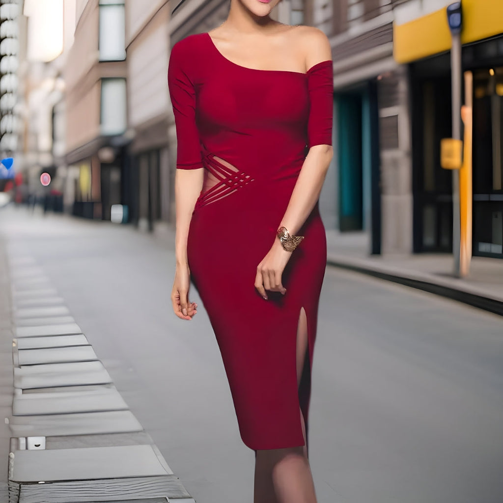 Beautifully Finished Dress in a Timeless Design