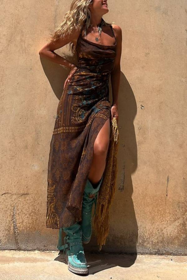 Beautifully Crafted Dress in a Classic Style