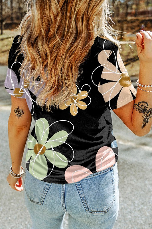 Effortlessly Elegant T-Shirt with a Timeless Design