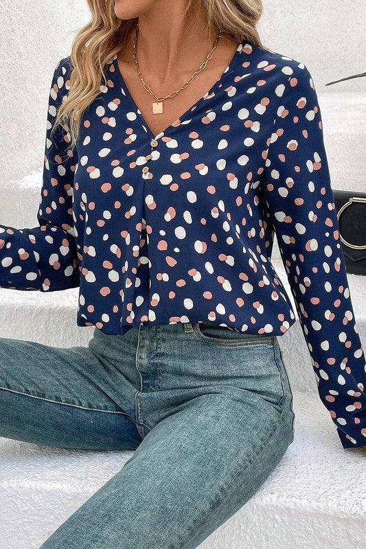 Sophisticated Blouse with a Clean Classic Look