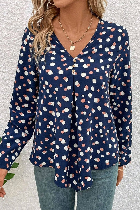 Sophisticated Blouse with a Clean Classic Look