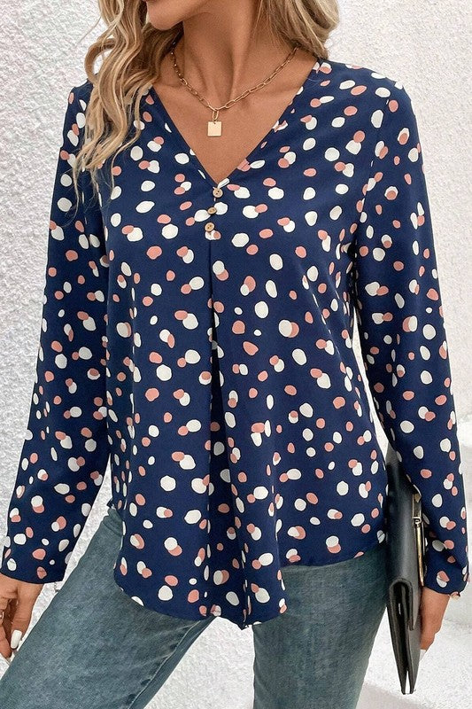 Sophisticated Blouse with a Clean Classic Look