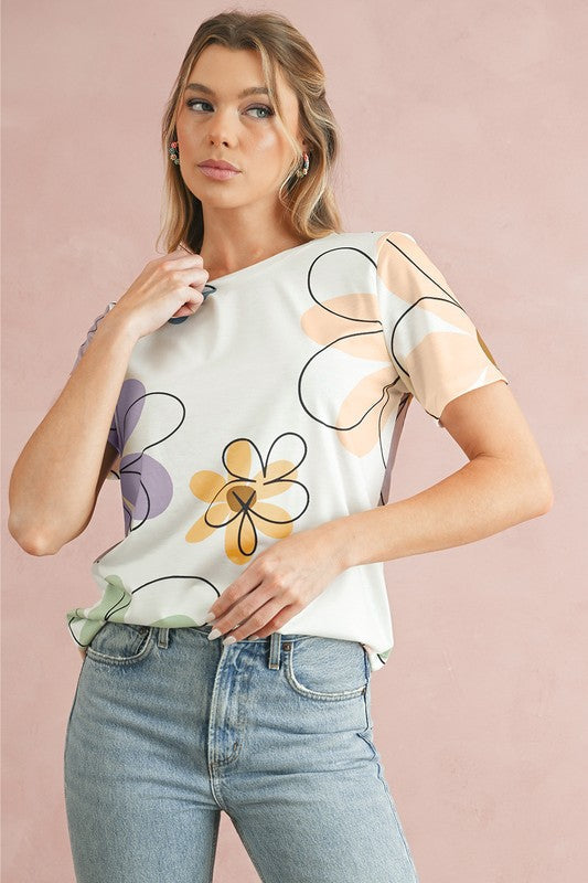 Effortlessly Elegant T-Shirt with a Timeless Design